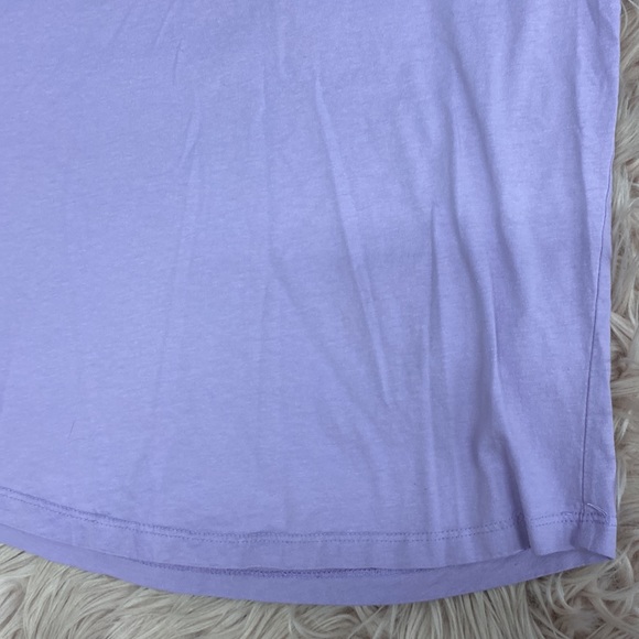 Love Tee - Picture 2 of 3